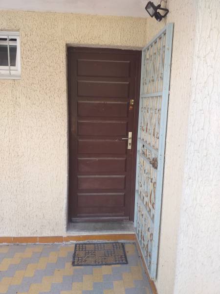 Porte d'entrée bois avant...