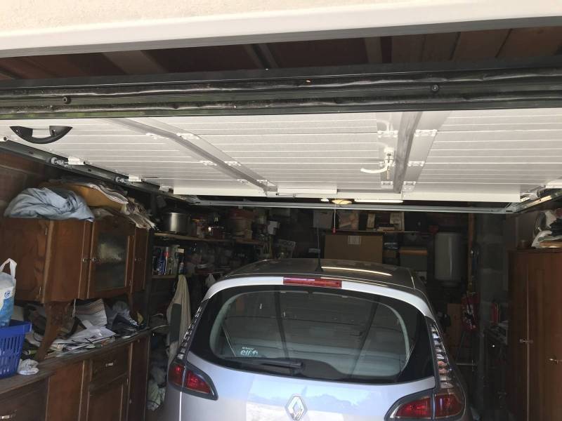 Porte de garage sectionnelle, vue intérieure