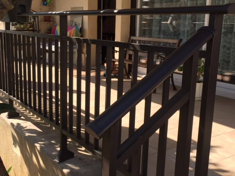 Détail départ rampe escalier