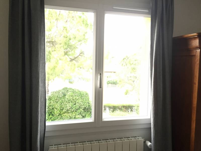 Fenêtre PVC 2 vantaux