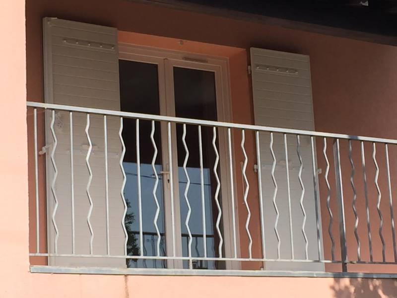 Volet battant aluminium isolé porte fenêtre à Mauguio