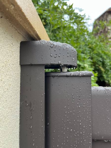 Gond caréné et son battement cache jour intégré