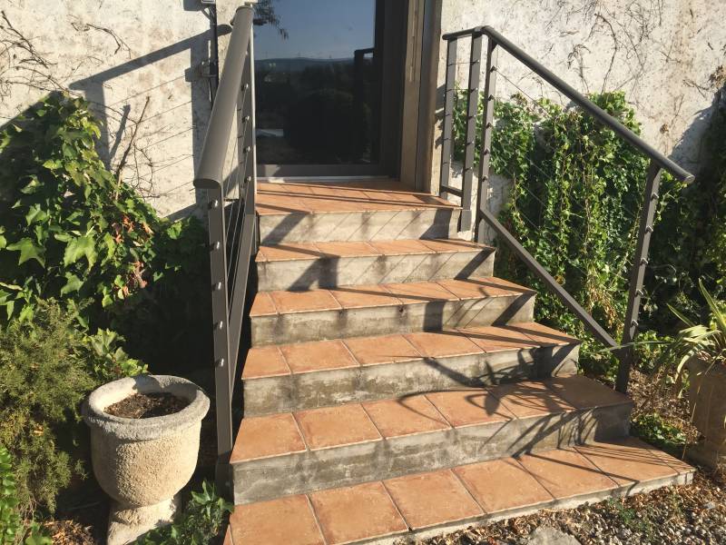 Pose d'un garde corps aluminium à Montbazin