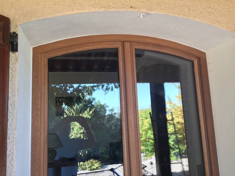 Porte fenêtre bois en rénovation