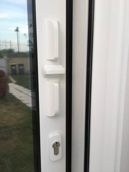 Fermeture extérieure à clé sur baie coulissante montpellier