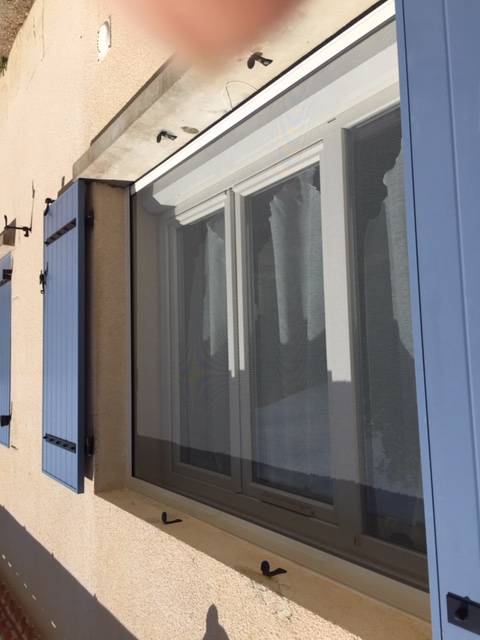 Moustiquaire pour fenêtre à 3 vantaux Largeur 1.8 m