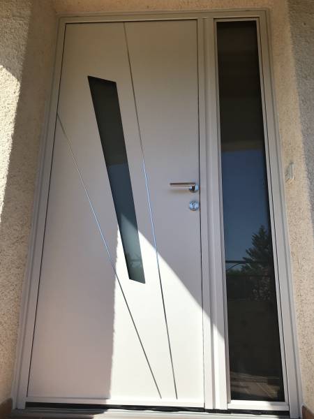 porte d'entrée aluminium sur mesure