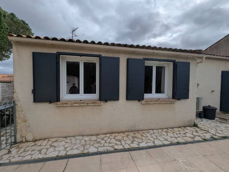 volets aluminium sur précadre