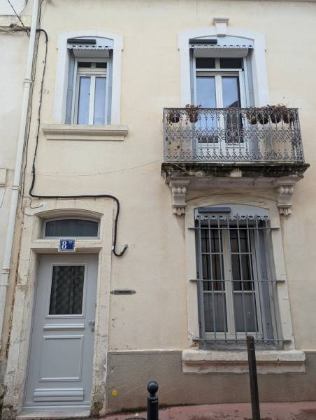 Volets roulants solaires avec moustiquaires intégrées