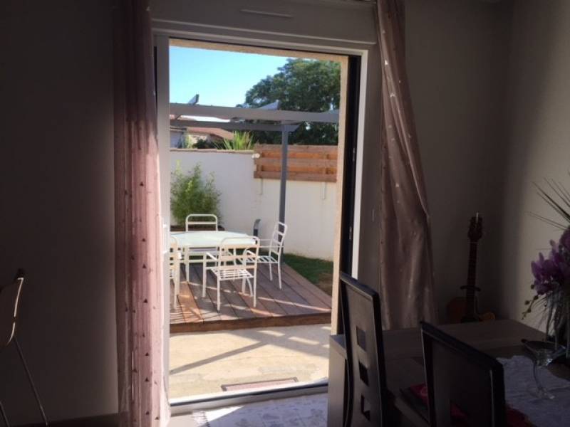 Baie aluminium à galandage