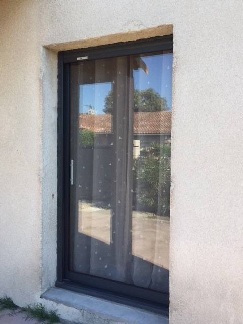 Pose de baie aluminium à galandage à Castelnau le lez