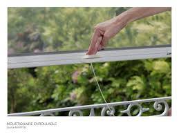 Moustiquaire enroulable facile à ouvrir et fermer