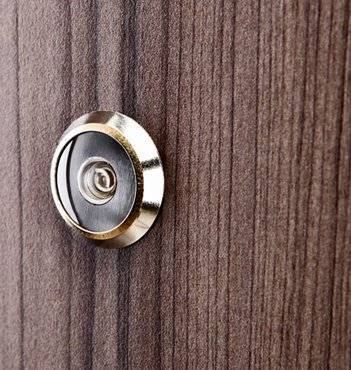 Une porte d'entrée pour votre appartement à Montpellier