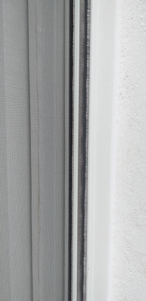 Double coulisses, pour le tablier et la moustiquaire