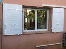 Notre zone d'activité pour ce service Vente et installation de baie vitrée Grosfillex double en applique pour maison à